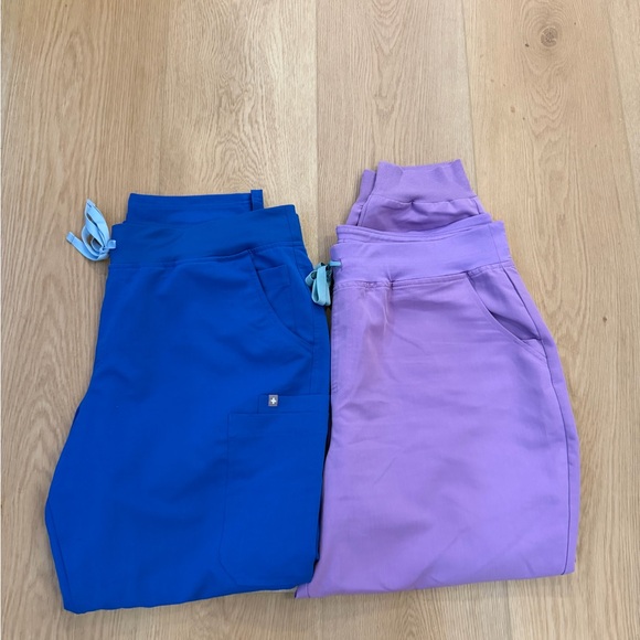 FIG XXL PANTS FREE matching tops! Lavender shirt minor color defect from factory - Picture 2 of 2